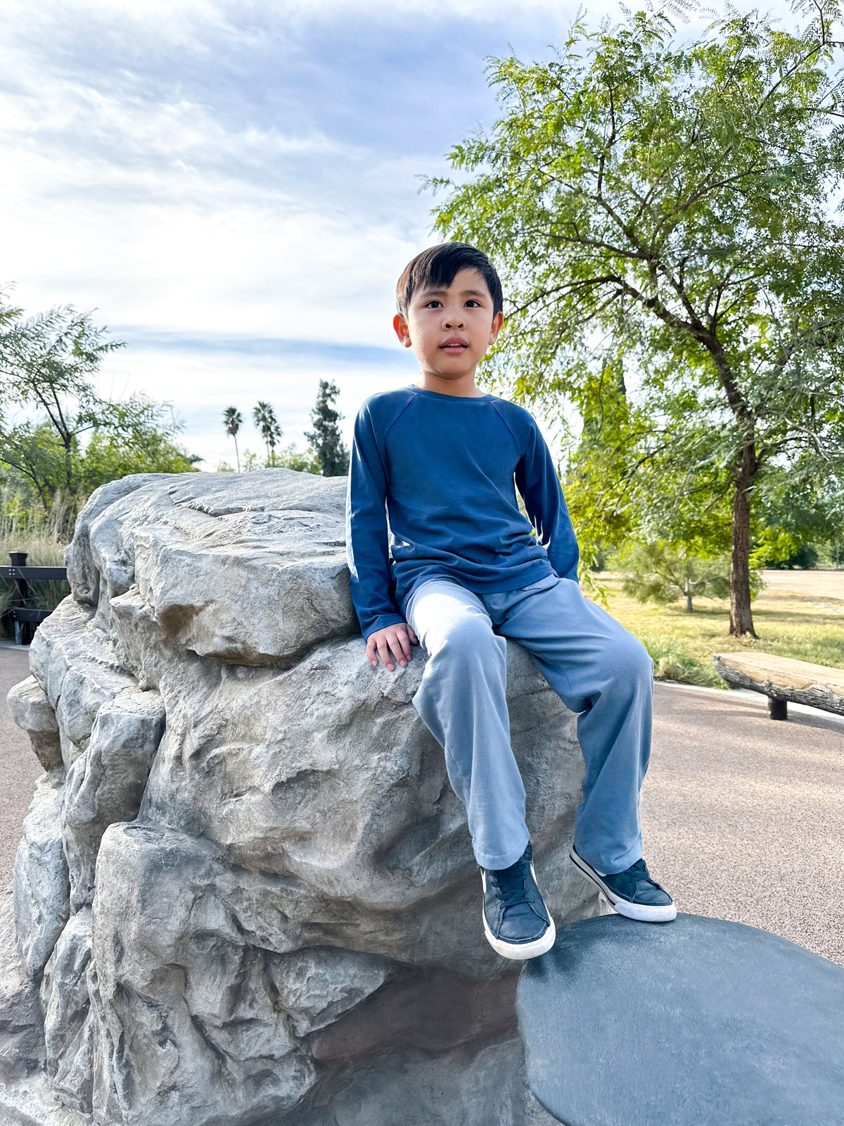 Boys Super-Soft 100% Organic Cotton Raglan Long Sleeve Tee | Crayon Blue