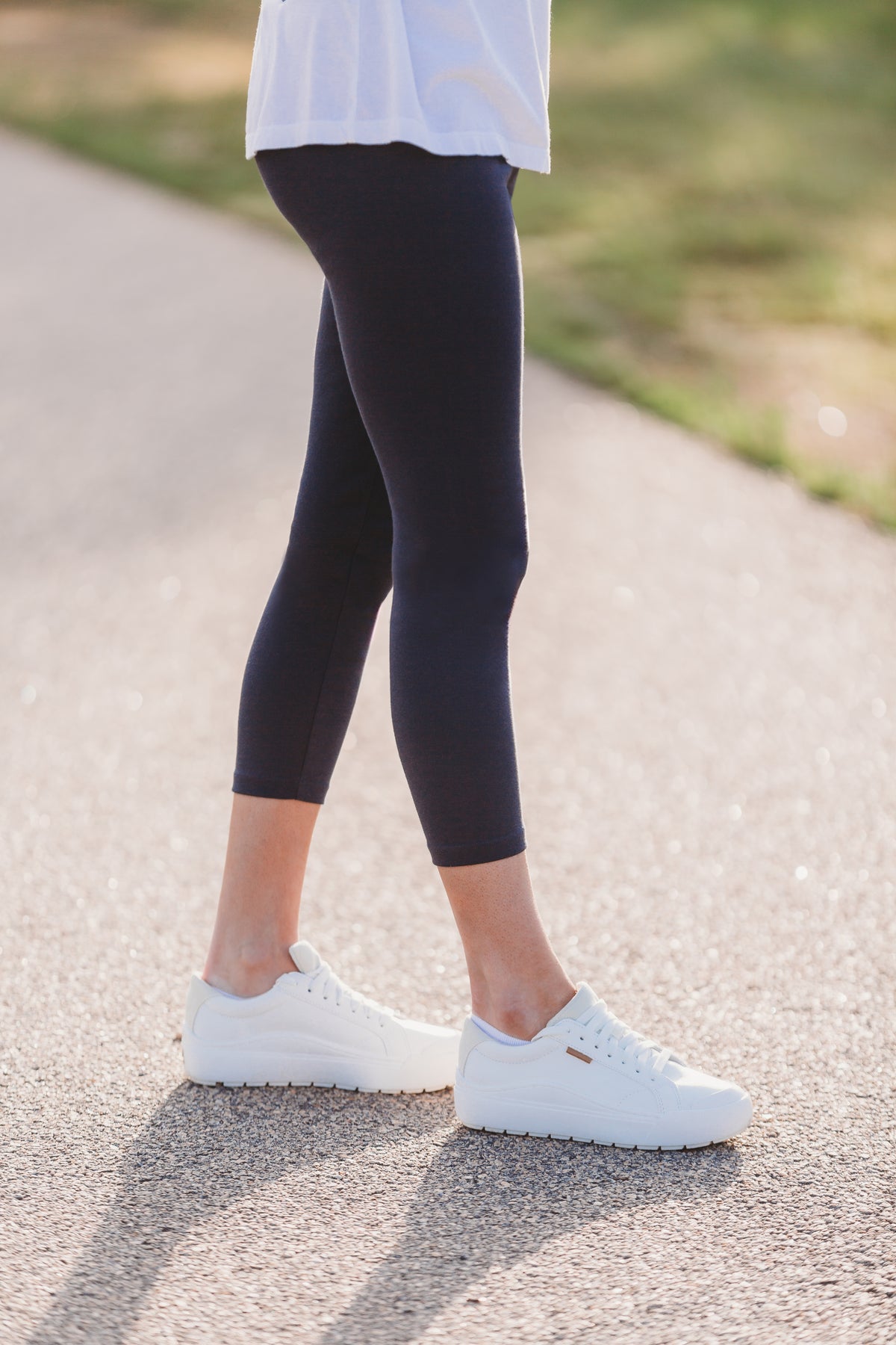 Women's 100% Cotton Soft Capri Leggings | White